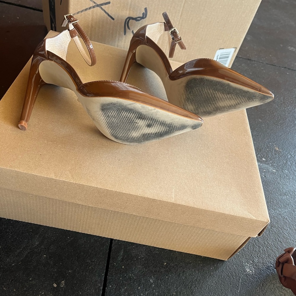 Steve Madden Camel Pointed Toe Heels - image 3